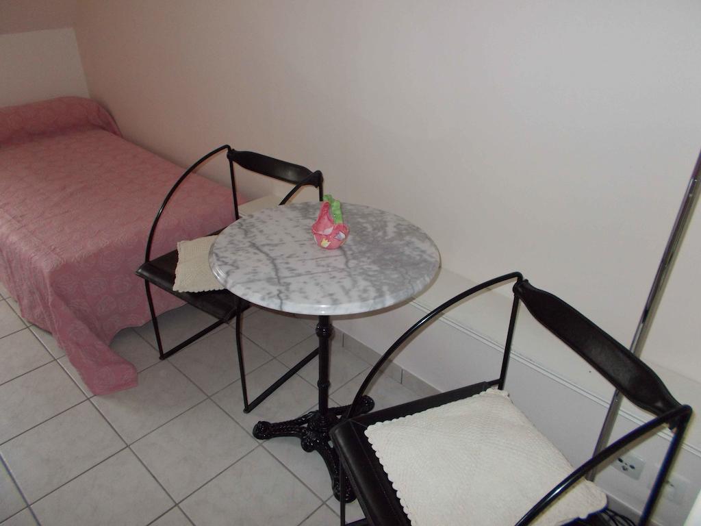 Couette-café La Bourgade 3*